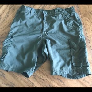 Men’s L.L. Bean hiking shorts